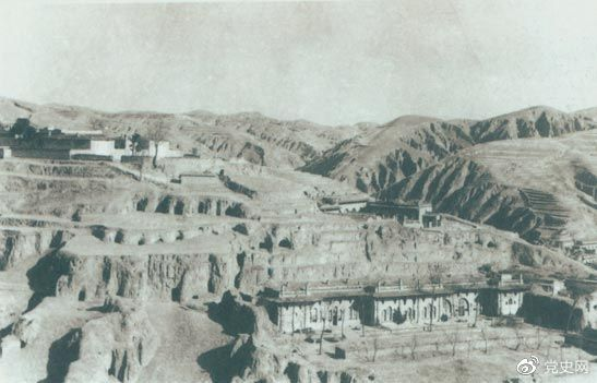 1947年12月25日至28日，中共中央在陜北米脂楊家溝召開擴大會議（十二月會議）。圖為會議會址。